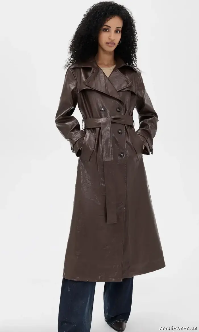 The Updated Guidelines for Fall Denim: No Awkward Cropped Styles, No Standard Blues, No Barrel-Fit Jeans