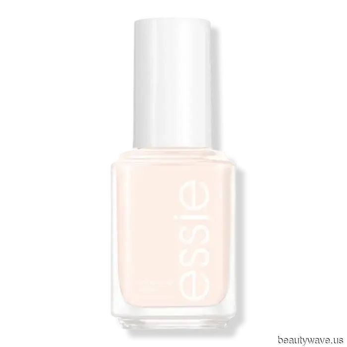 L.A., NY, and London: My Stylish Coworkers Reveal Their Favorite Mani-Pedi Color Combinations.