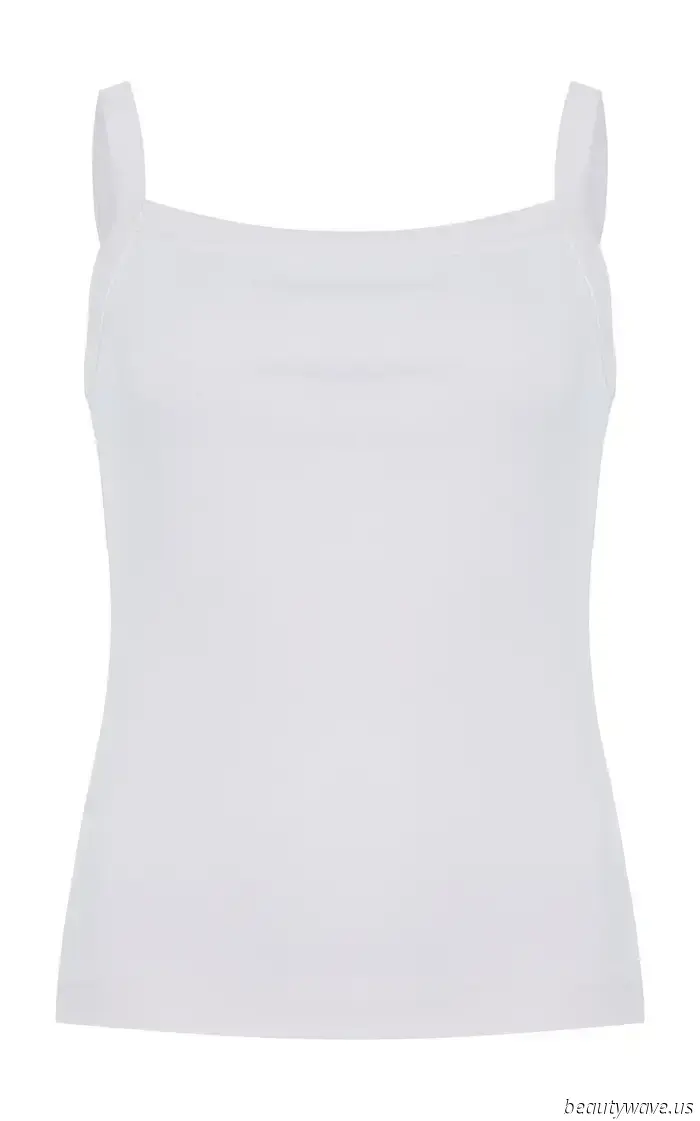 '90s Minimalism Defines My Summer Style—Here’s My Capsule Closet.