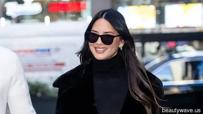 En NYC, usar jeans de tubo en este color con esta tendencia clásica de zapatos es muy 2026.