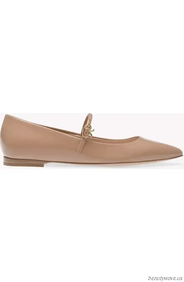 If your aim is to achieve a luxurious look without breaking the bank—check out these 27 designer items on sale at Nordstrom that you must see right away.