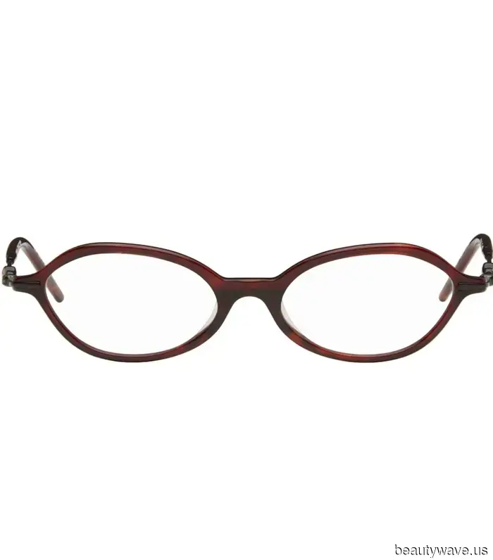 Я редактор моды поколения Z&mdash;эти 7 брендов IYKYK должны быть у вас на радаре