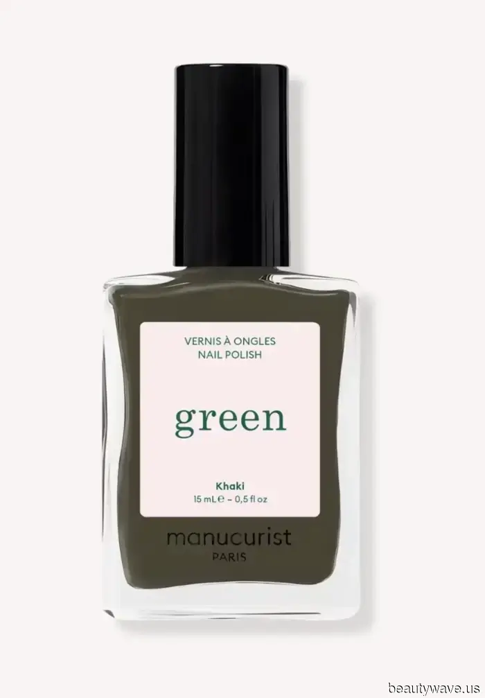 L'autunno è alle porte&mdash;I manicure dicono che questi sono i colori per unghie più chic da richiedere per primi