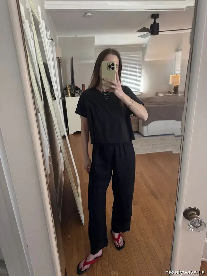 I work in fashion in NYC—here are the 7 summer shoe trends featured in my capsule wardrobe.