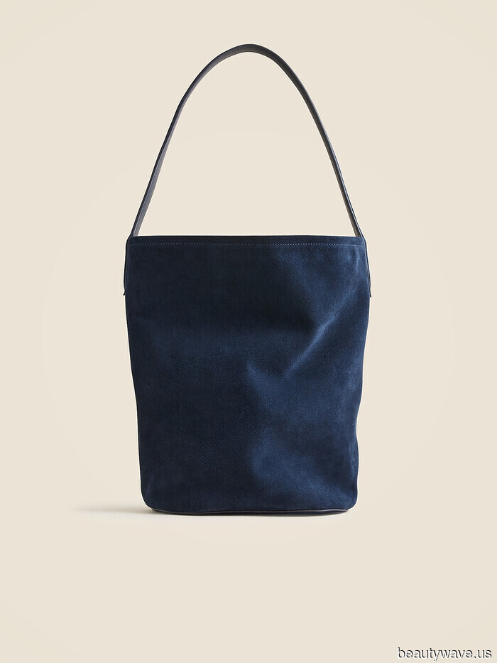 Я пойму, что ты "в теме", если увижу тебя с этой сумкой цвета с черным или коричневым (или с тем и другим).