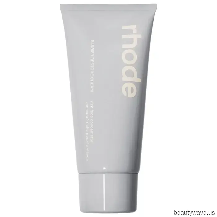 Pimple patches, bronzer, lip shimmer, and a surprise product: Hailey Bieber has just hinted at Rhode's upcoming launches for 2026.