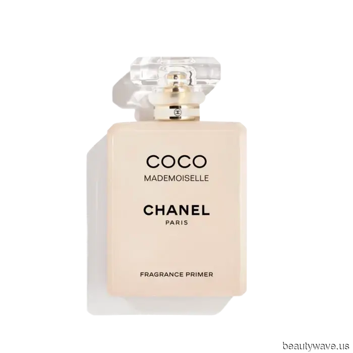Gli esperti giurano che questo trucco per le fragranze fa durare qualsiasi profumo più a lungo&mdash;sto rivelando il segreto