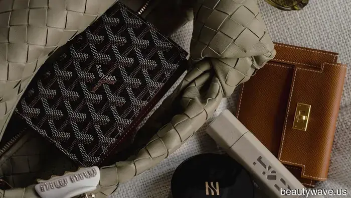 An Ultimate Guide to the 21 Top Wallets Available on the Market