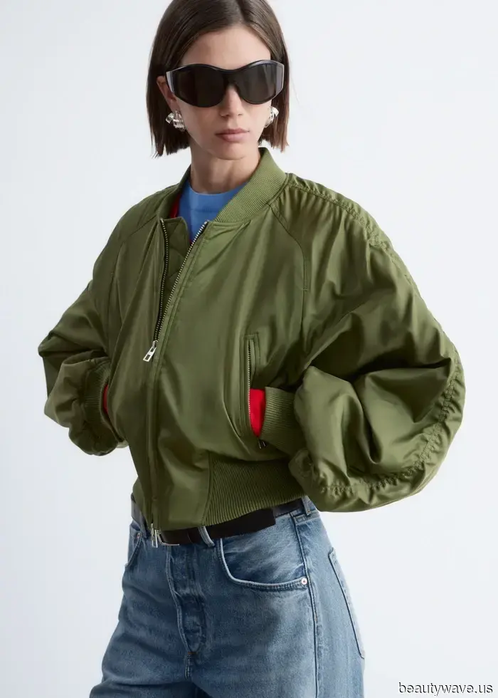 Invece del denim, le donne più chic nei loro 20 e 60 anni indossano questa giacca primaverile con leggings e pantaloni.