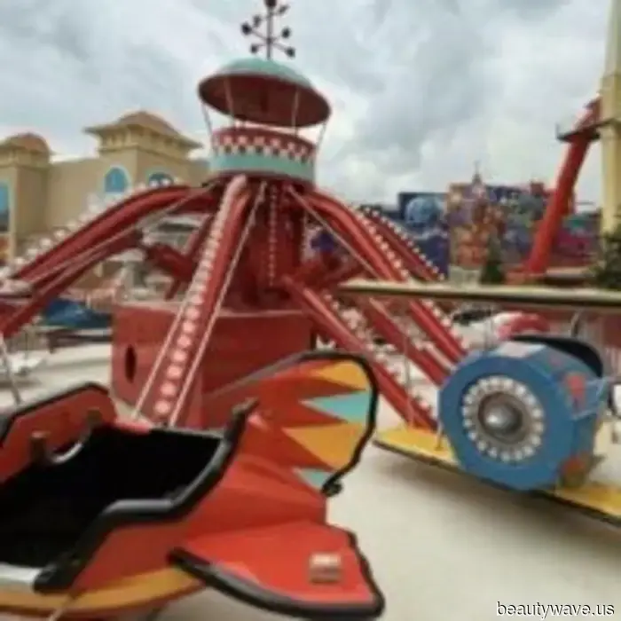 Time for shared adventures: "Dream Island" talked about family entertainment in the street part of the park.
