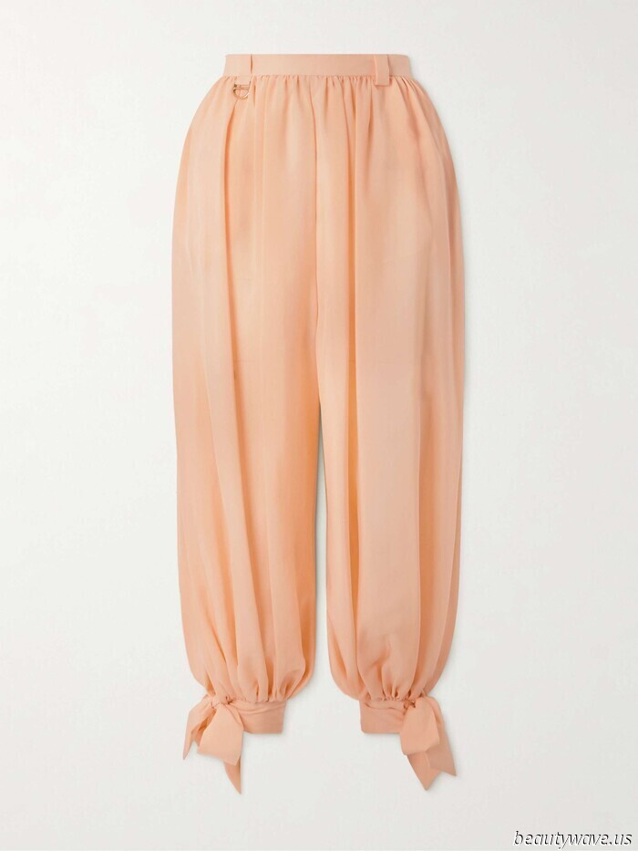 Presenting the Pants Trend I Never Imagined I’d Consider Chic (I Stand Corrected)