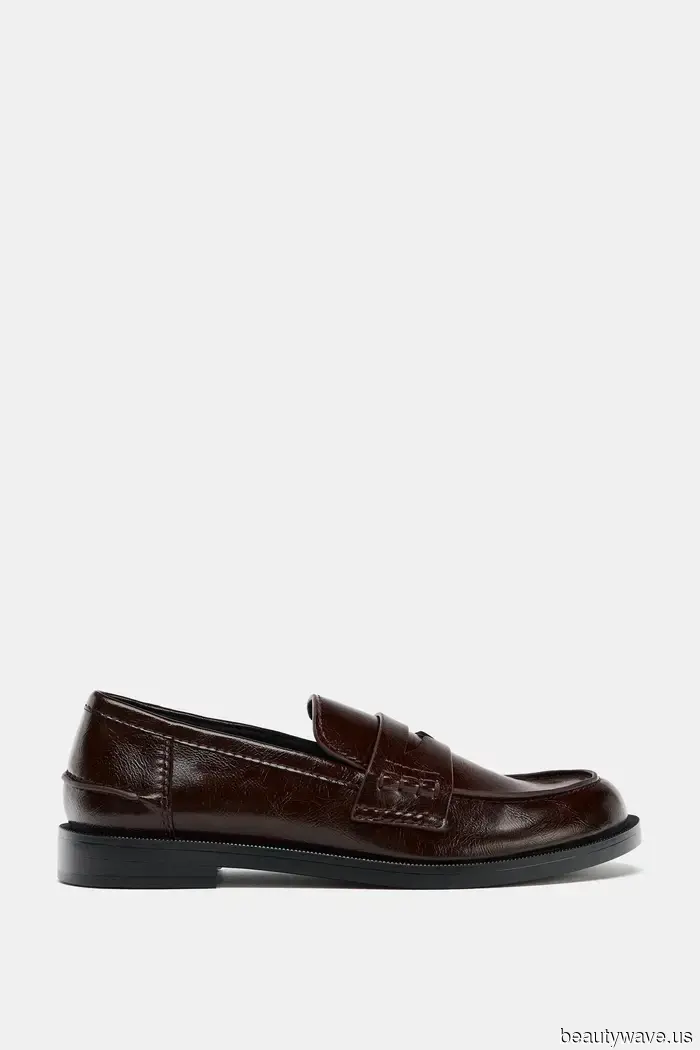 Nicht Sneakers&mdash;coole Mädchen in L.A. stylen Sportshorts mit diesem cooleren Schuh stattdessen.
