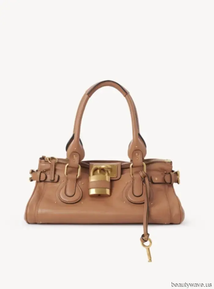 I'm searching for the most stylish handbags for autumn—here are the six best ones I've discovered.