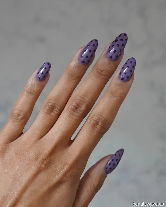 Le Pedí a la Manicurista de Dua Lipa Inspiración de Uñas de Chica Cool—Aparentemente, la Teoría del Zapato Equivocado es el Secreto