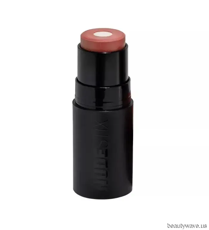 "Devon Aoki Makeup" is ideal for round faces like mine, so I consulted an expert on how to achieve the look.