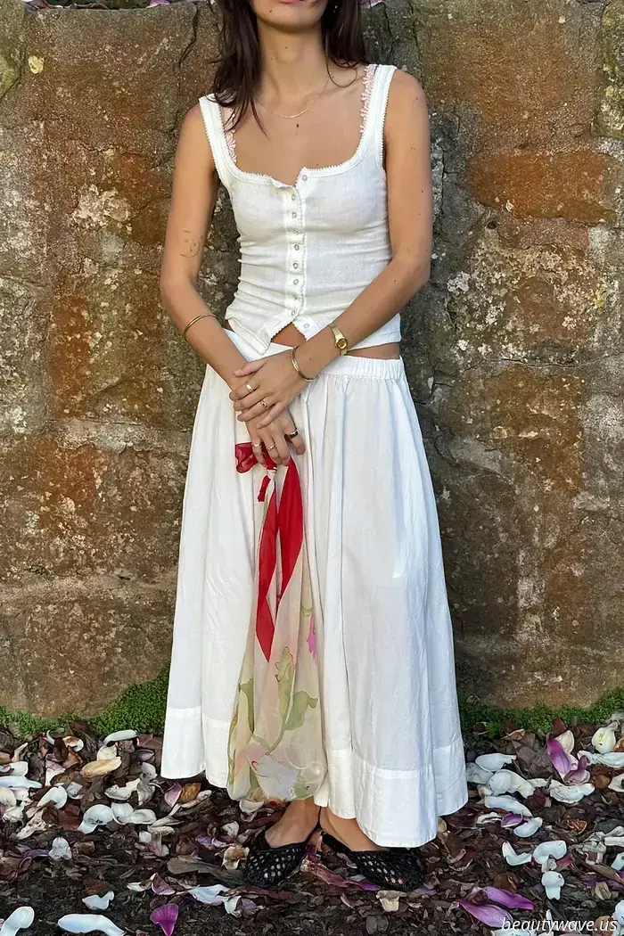I Want to Appear Elegant and Well-Coordinated This Summer—9 Skirt Trends That Achieve the Goal