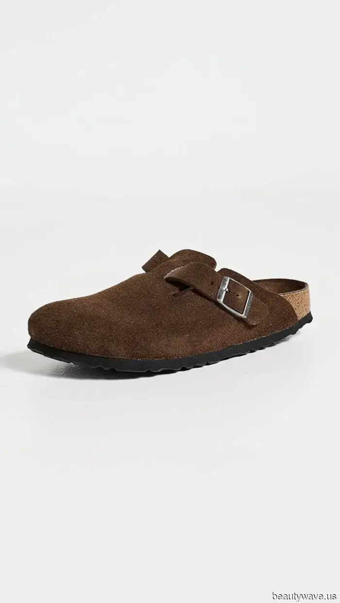 To wear Birkenstocks without appearing outdated, combine this specific style with this pant trend.