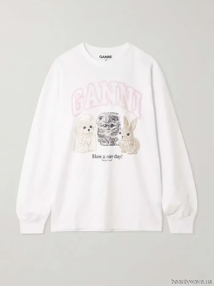 Las mujeres elegantes en Madrid visten este básico americano nostálgico de la manera más chic.