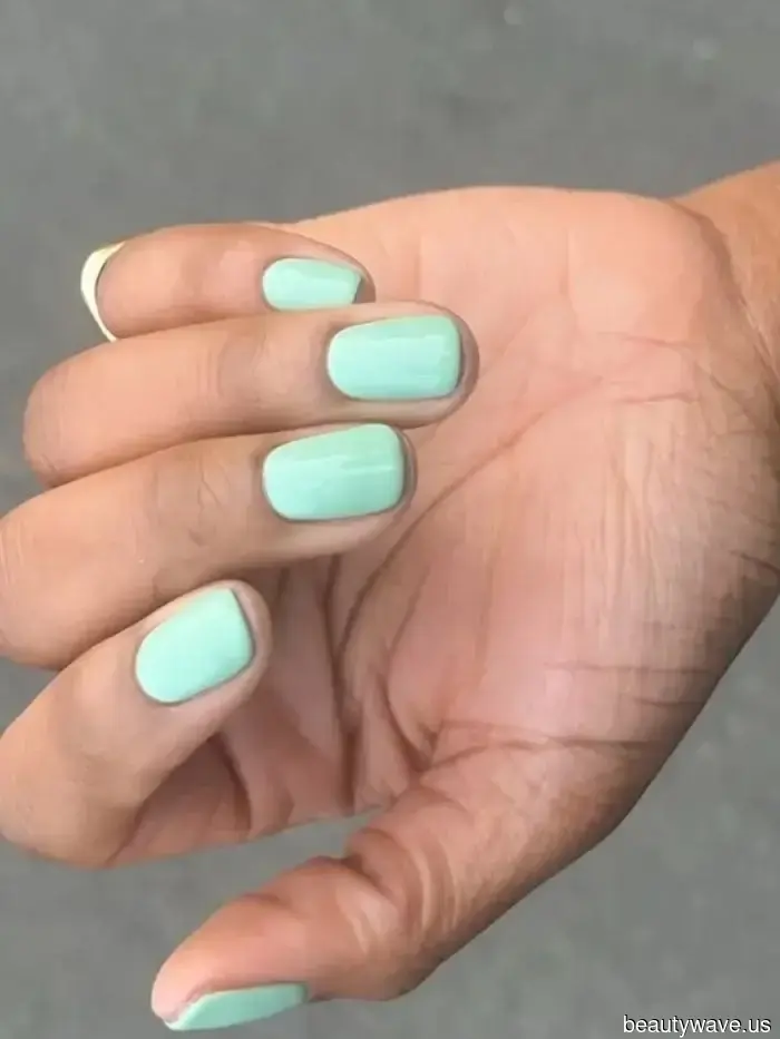 An A-List Manicurist Revealed the Most Fashionable Nail Colors to Sport in April.
