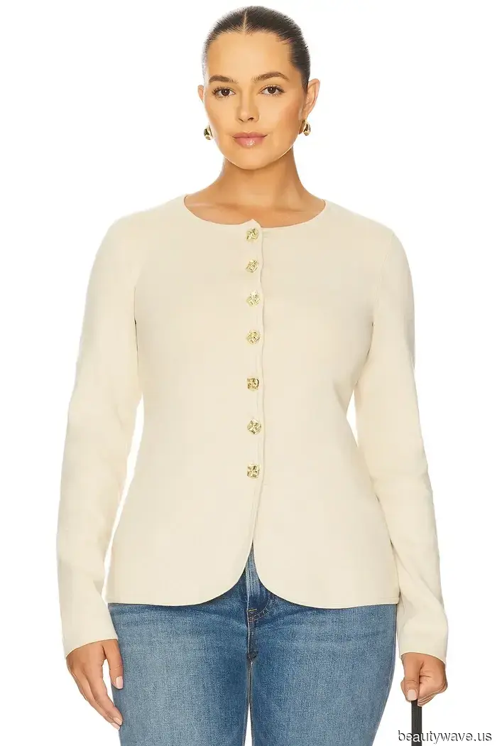 I hold the position of Associate Shopping Director—Here are 9 Trends I'm Donning at the Office This Winter.