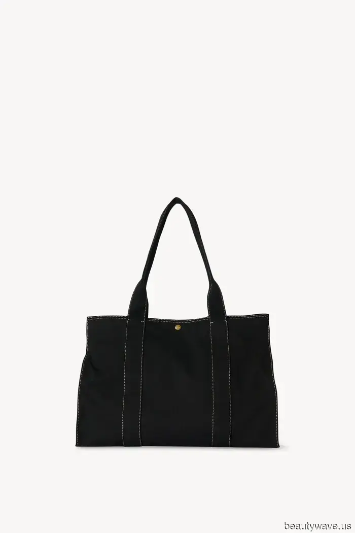 La borsa Margaux è stata dismessa, ma The Row ha svelato il suo successore, e potrebbe essere ancora più chic.