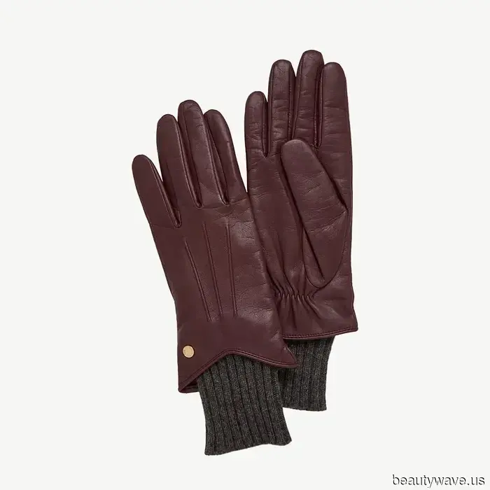 5 Accessories That French Women Are Currently Using to Elevate Their Simple January Outfits with Chic Style