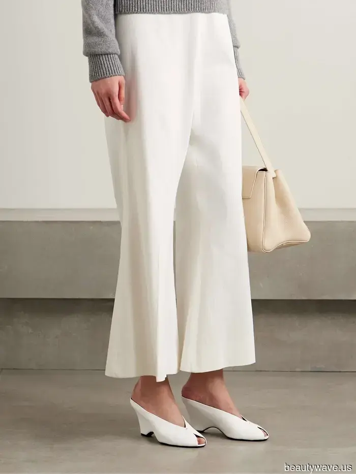 Se stai acquistando un nuovo paio di scarpe, scegli un paio in uno di questi 5 colori di tendenza.