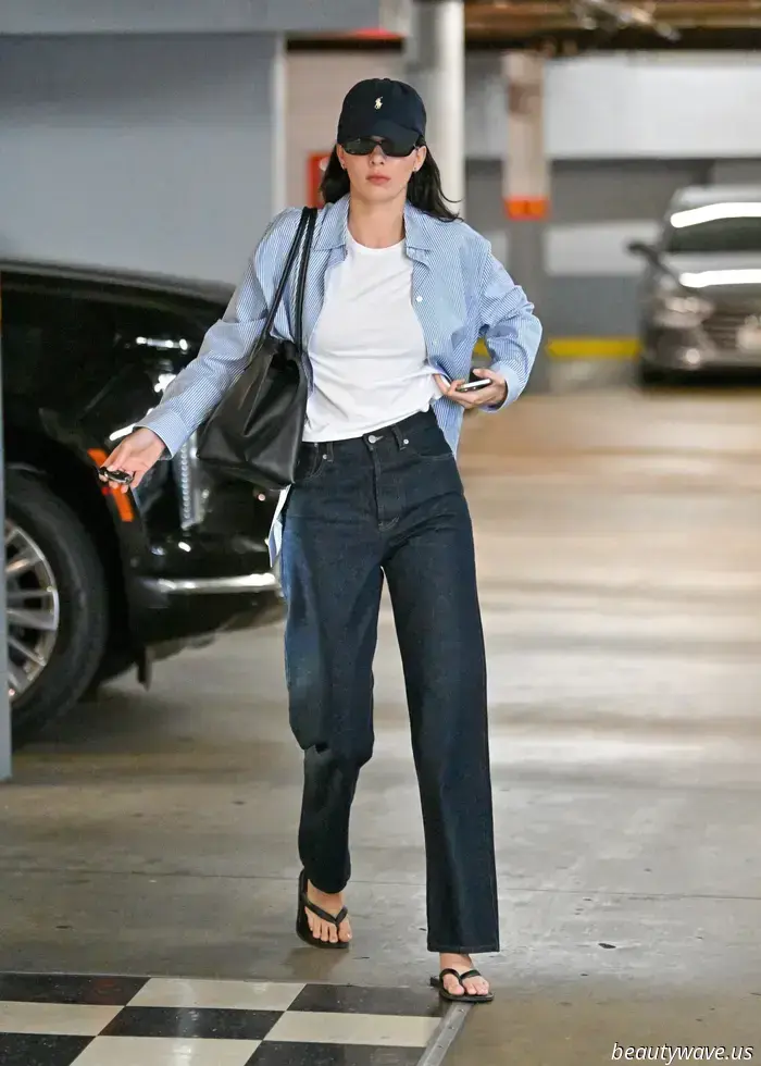 Ich habe es gefunden: Der einzige Denim-Trend, der Flip-Flops raffiniert statt billig aussehen lässt