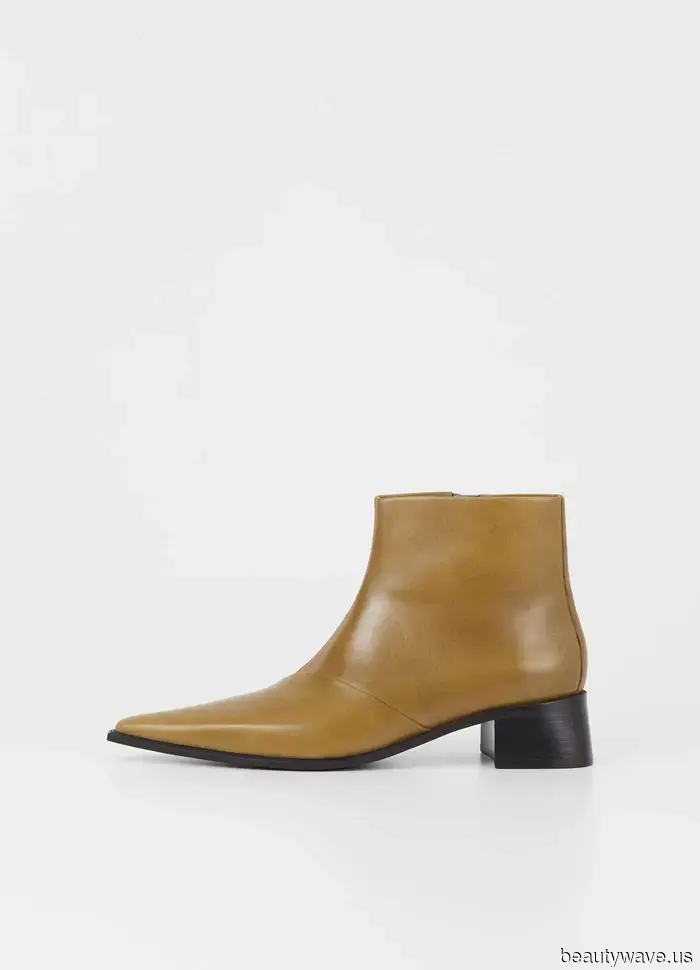 They Have Arrived: The 5 Boot Color Trends That Will Rule Your 2026 Wardrobe