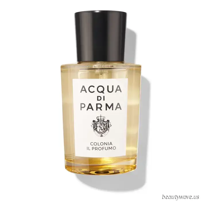 Wearing this perfume gives me the sensation of summertime in Portofino, Tuscany, and Capri.