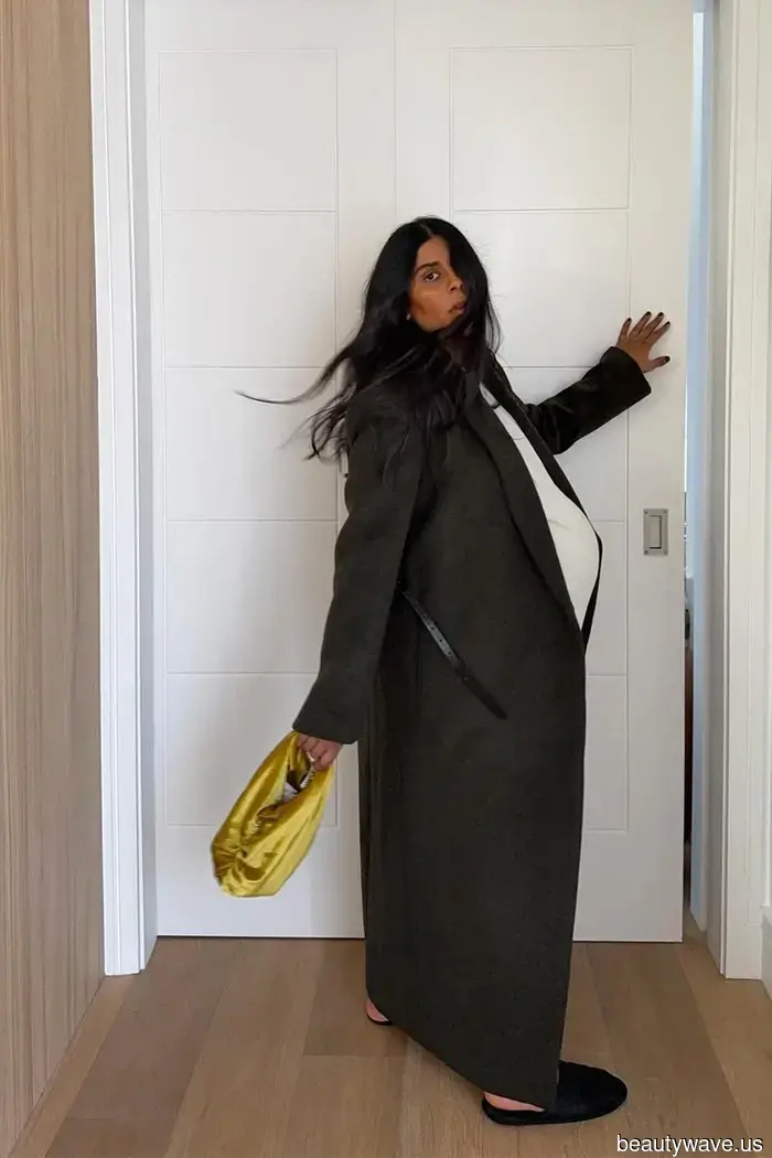 The 6 Shoe Trends That Fashion Enthusiasts Will Pair With Leggings, Jeans, and Skirts in 2026