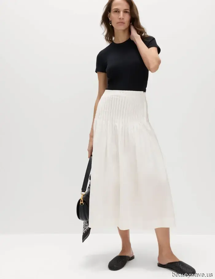 Not Gen Z, Not Millennials—6 Stylish Summer Trends That Appear Most Elegant on Those Over 50