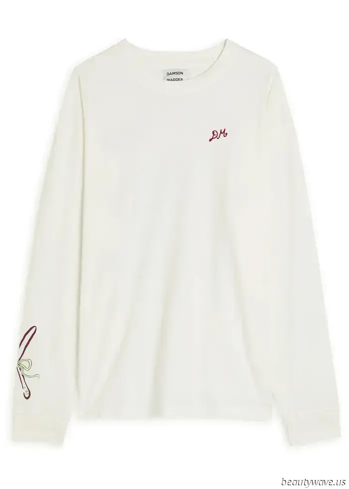 J. Laws Rockwahl ließ ihr kastiges T‑Shirt auf eine Weise elegant wirken, wie Leggings es niemals hätten können.