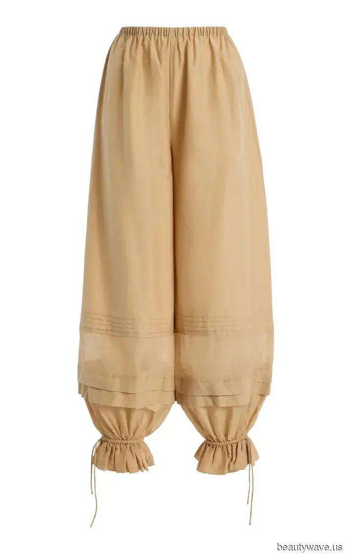 I’m sure that these five anti-denim trends will gently take the place of my jeans this summer.