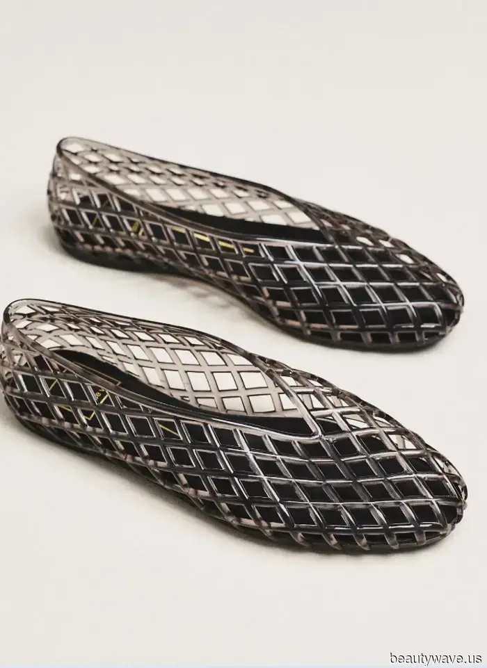 Forget flip-flops—Alexa Chung has just announced that this controversial style will be the must-have shoe for summer.