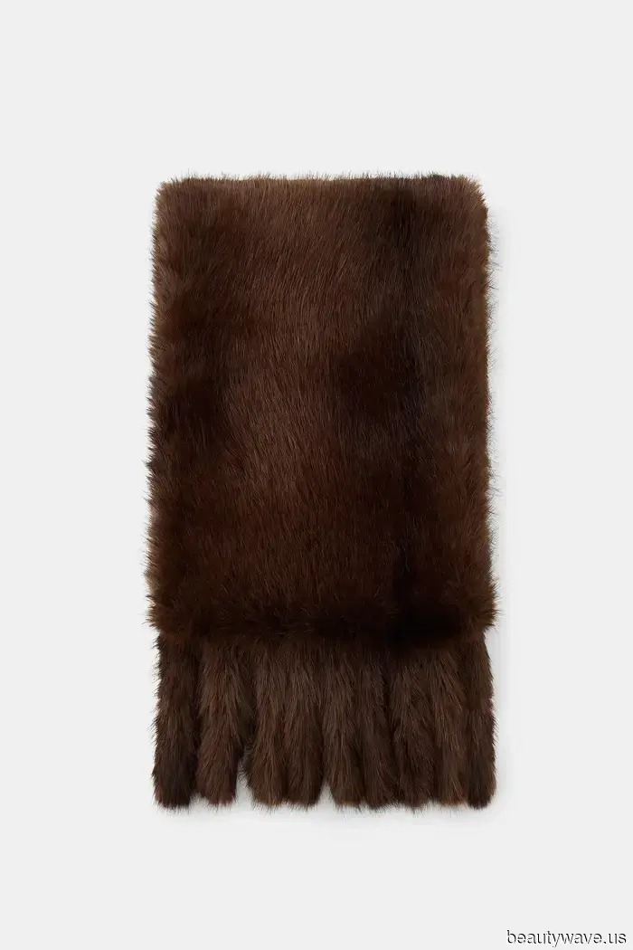 27 Cozy Autumn Accessories I'd Sport at All the Trendiest Spots in NYC