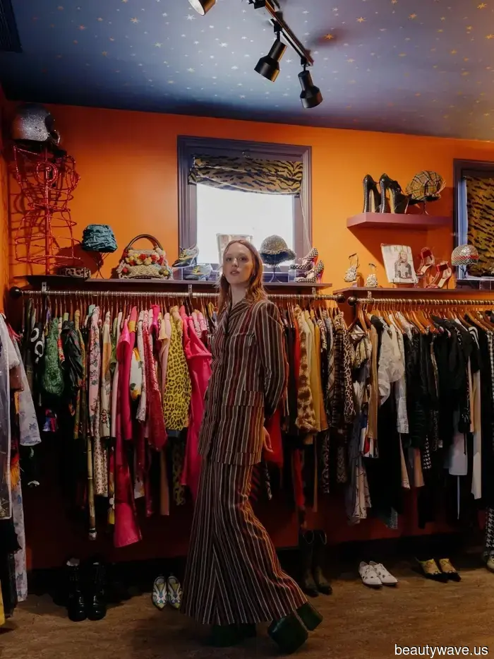 The Top 8 Methods for Maintaining Your Vintage Clothing, Based on Expert Advice