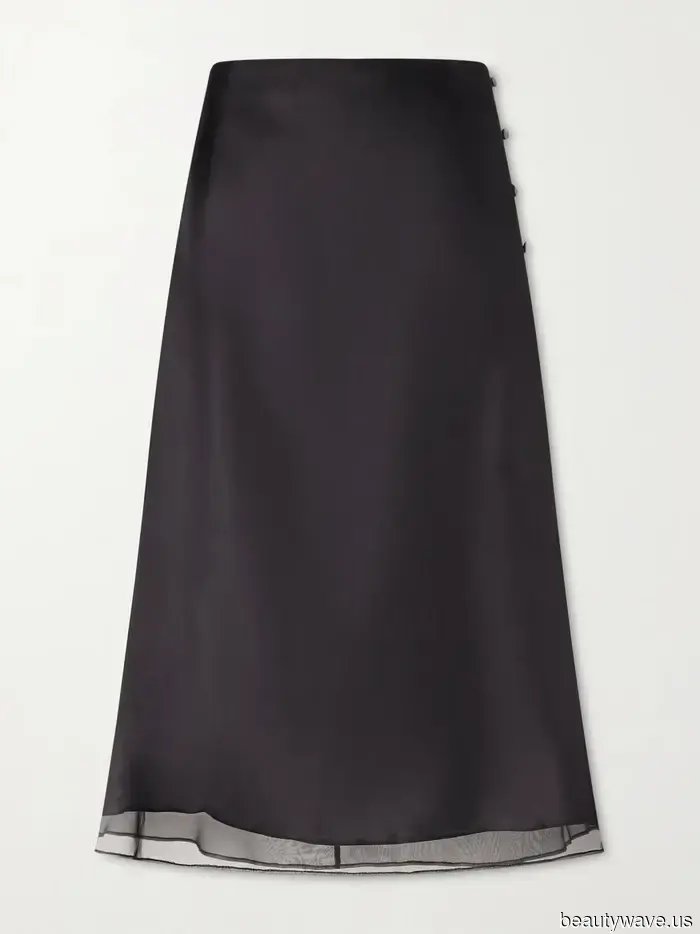 Il Lusso Silenzioso Non Sta Andando Da Nessuna Parte&mdash;9 Acquisti Minimalisti e Anti-Tendenza per la Primavera Che Valgono Ogni Singolo Centesimo