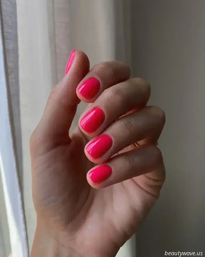 Guava Nails Are Taking Over Our Summer Manicure Sessions—Here’s How to Style Them