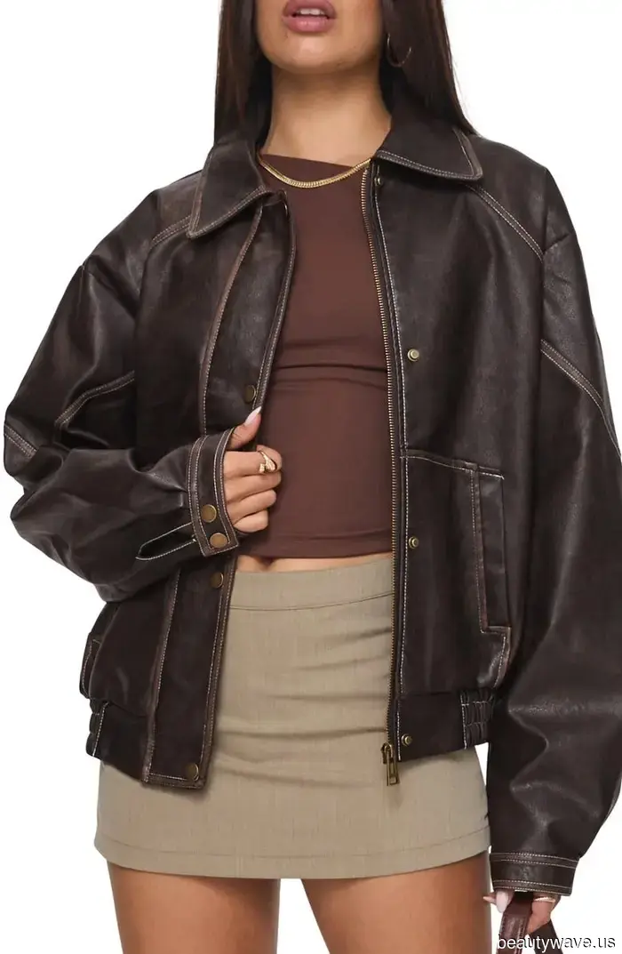 Neither Brown Nor Black—The Leather Jacket Trend That Every Stylish Person Is Combining With Jeans and Skirts This Fall.