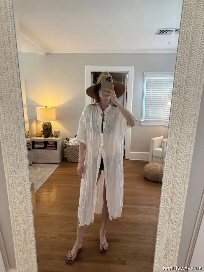 I work in fashion—here are the chic items I consistently include in my suitcase for a warm-weather getaway.