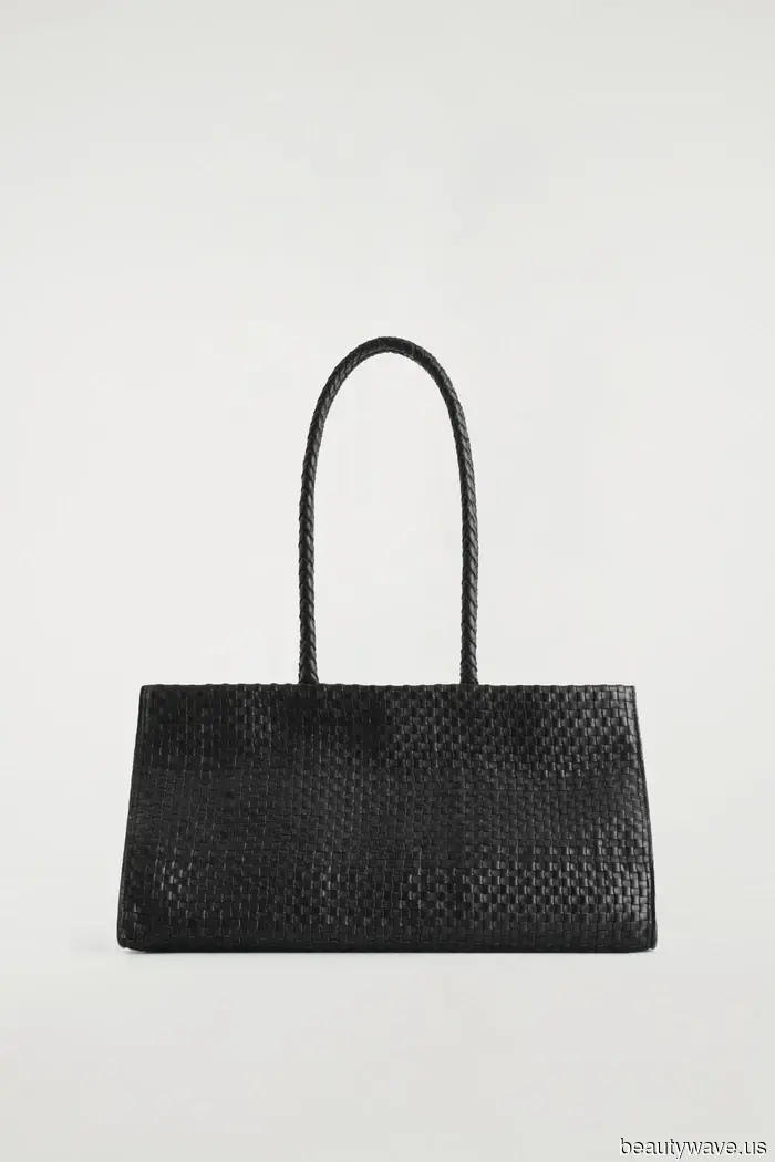 Sono un'editor di moda della Gen Z&mdash;Questi 24 articoli di moda sono sulla mia lista dei desideri per le vacanze di quest'anno