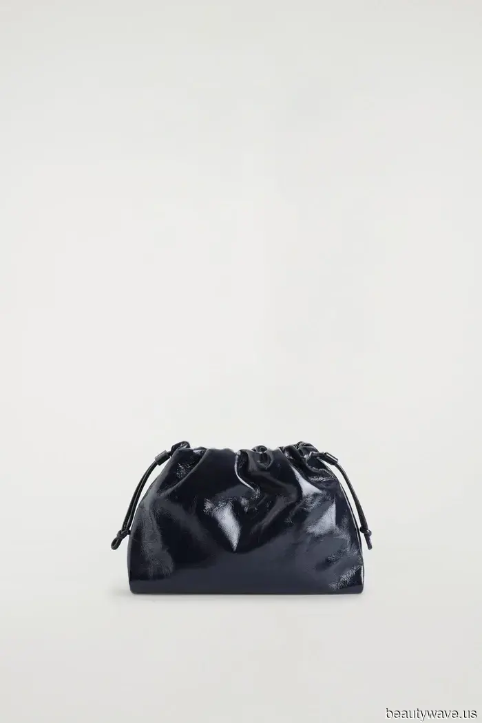 Seen at the COS Show: The Leather Jacket and Plaid Shirt That *Are* Sure to Sell Out by October 1