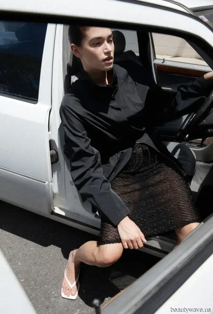 7 schicke Outfits für Heiligabend, die Sie über die festliche Zeit hinaus tragen möchten