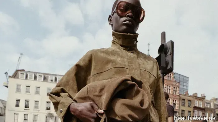 These 33 New Fall Zara Pieces Exude "I'm Chic Strolling Through a City" Vibes