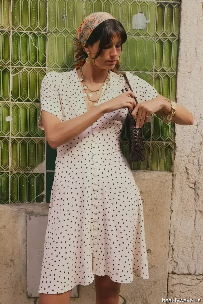 He encontrado 34 vestidos de verano elegantes que las mujeres con estilo estarán usando desde ahora hasta septiembre.