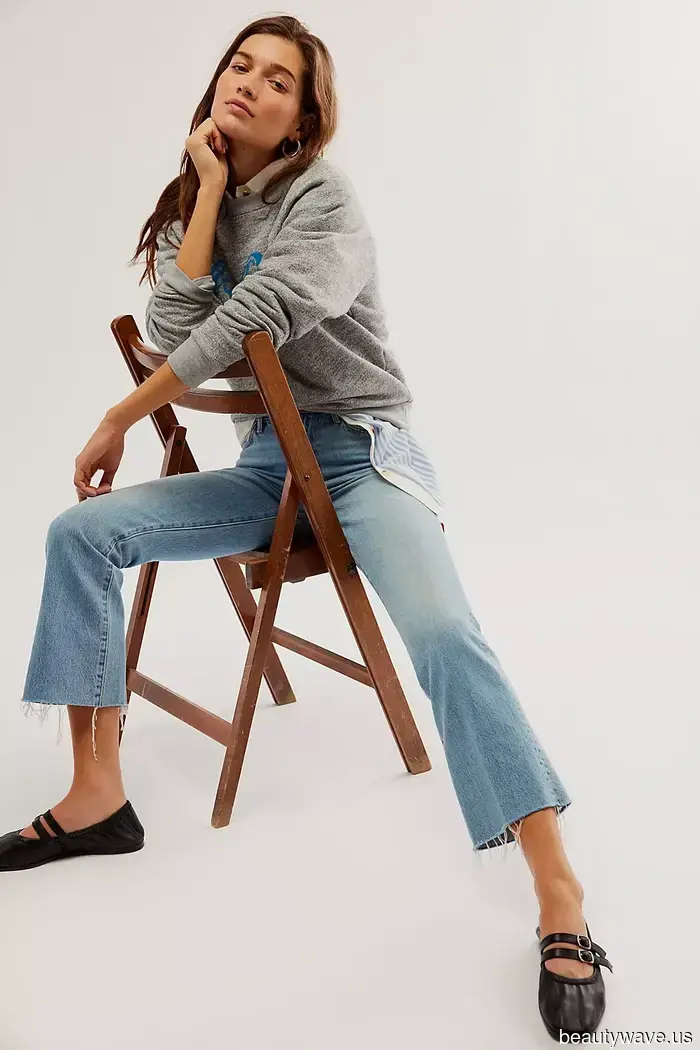 Not White Sneakers, Not Loafers—These Footwear Options are Essential for Enhancing Your Cropped Jeans.