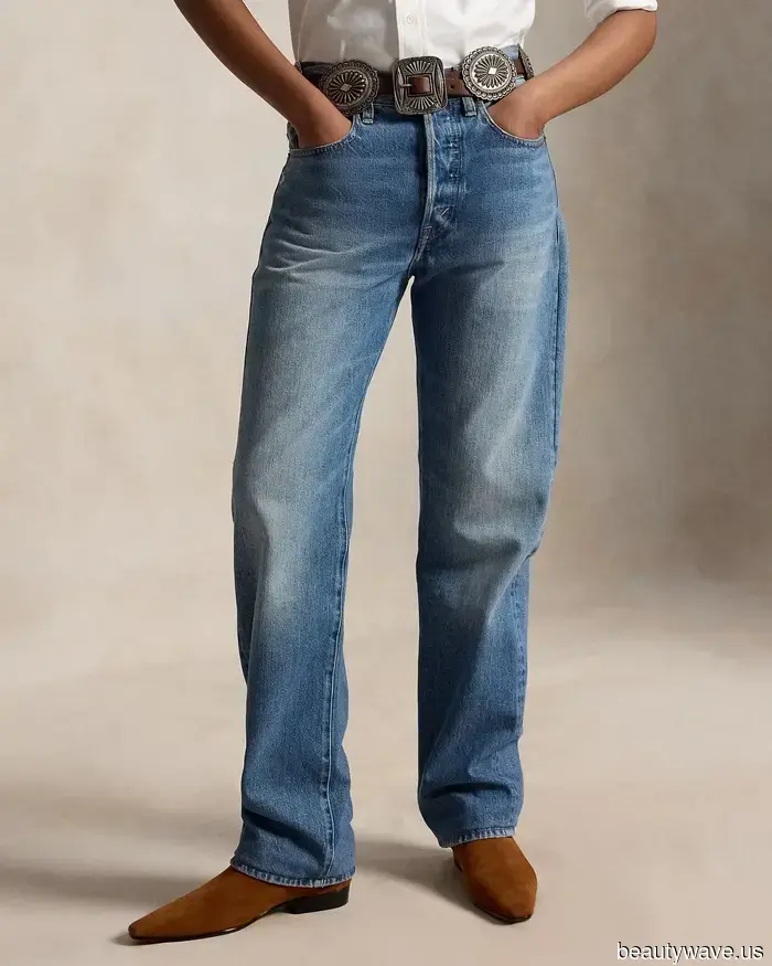 These Fresh Approaches to Styling Jeans Look Much More Refined for Summer 2026.