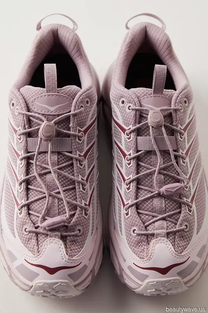 The Sneaker Trends for Spring 2026 That Fashion Enthusiasts Are Already Supporting