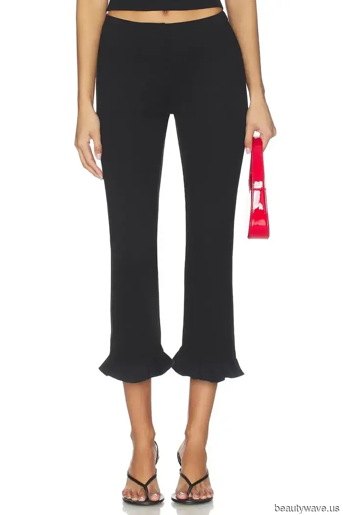 Sorry, Capris—Cool Under-30s Are Styling This Summer Pant Trend with Ballet Flats and Boots.